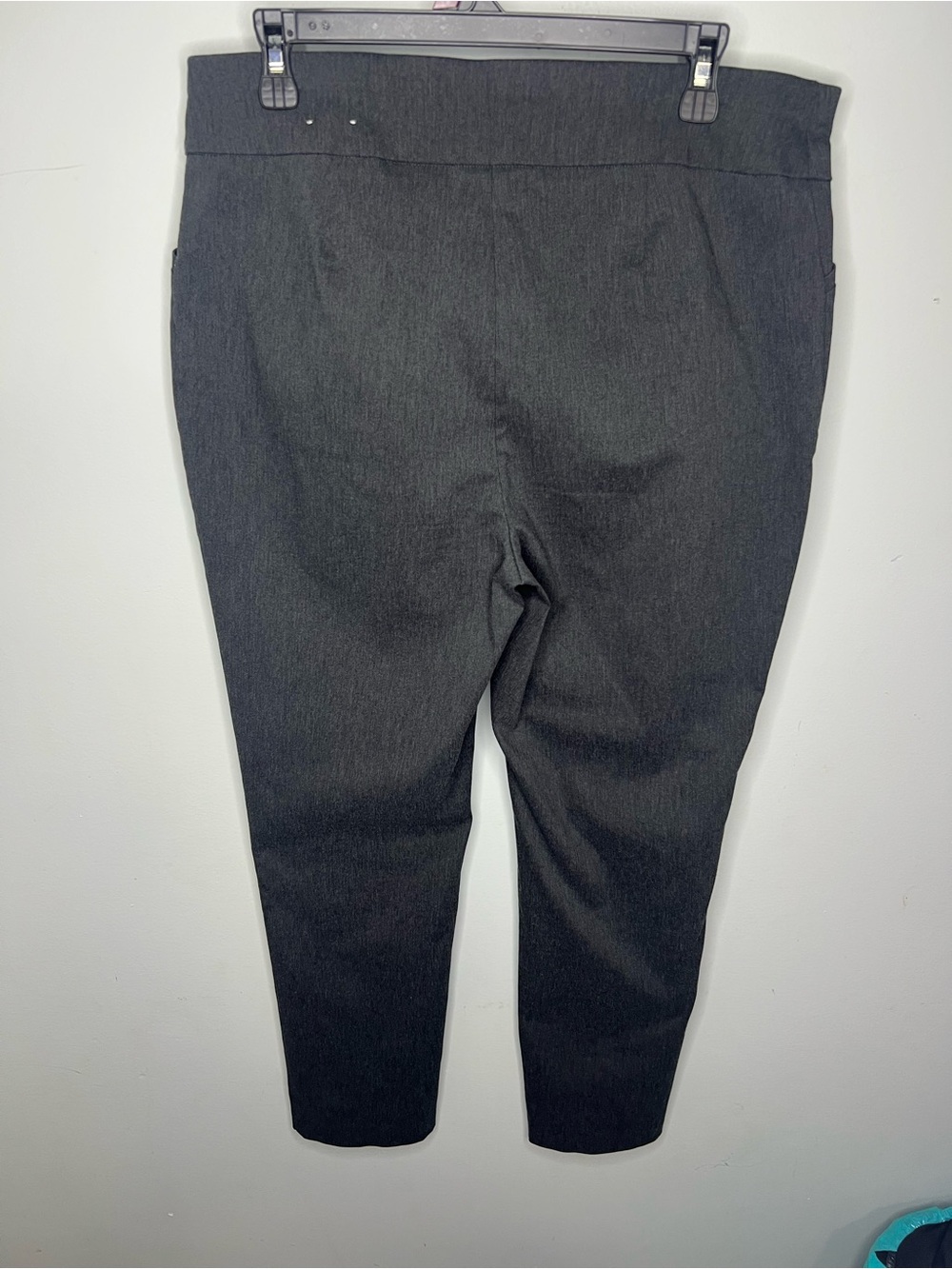 Chico's Perfect Stretch Pull-On Skinny Pants Slim Fit Gray Regular 2 30" Inseam - Picture 6 of 9